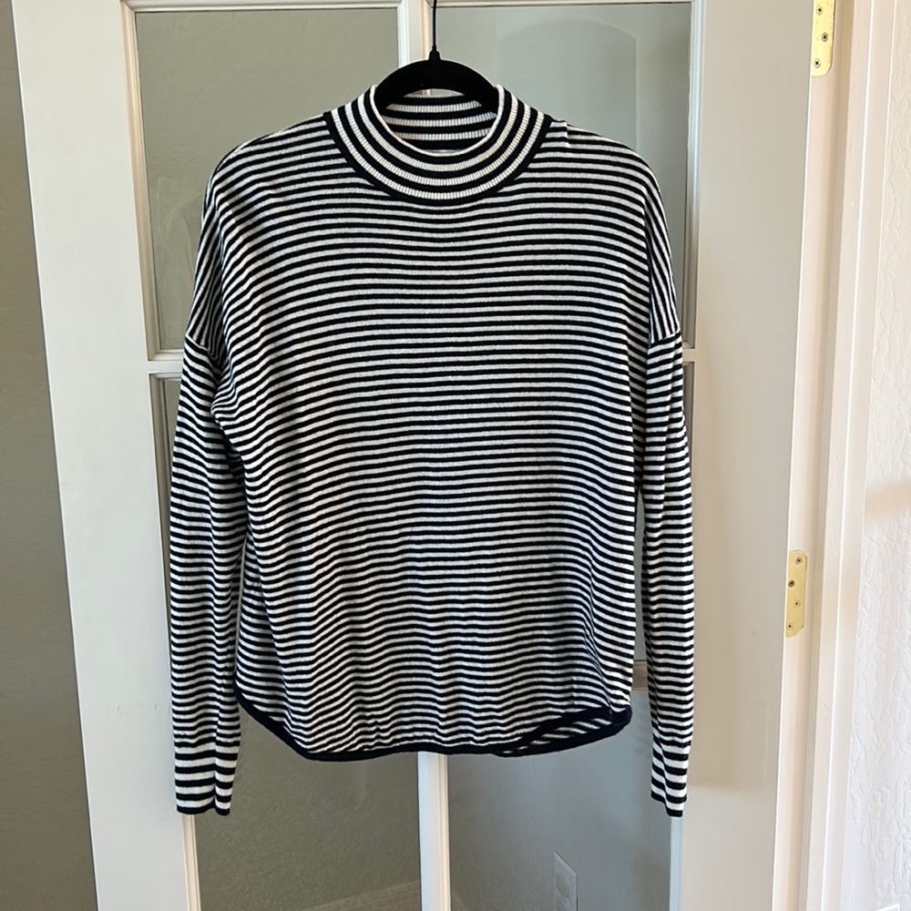MADEWELL Black and White Stripped Mock-neck Sweater